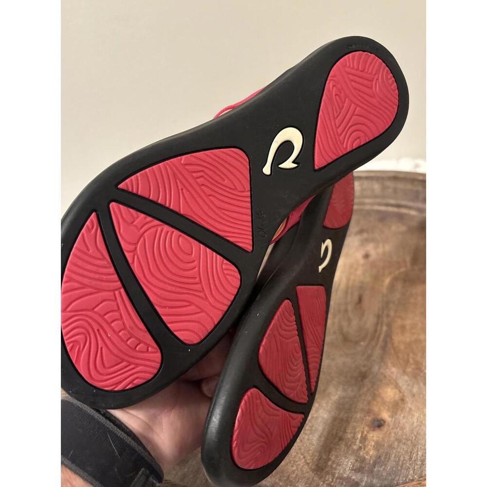 Olukai Women's Black/Red Thong Sandal Size 7 Brand New - Picture 5 of 5